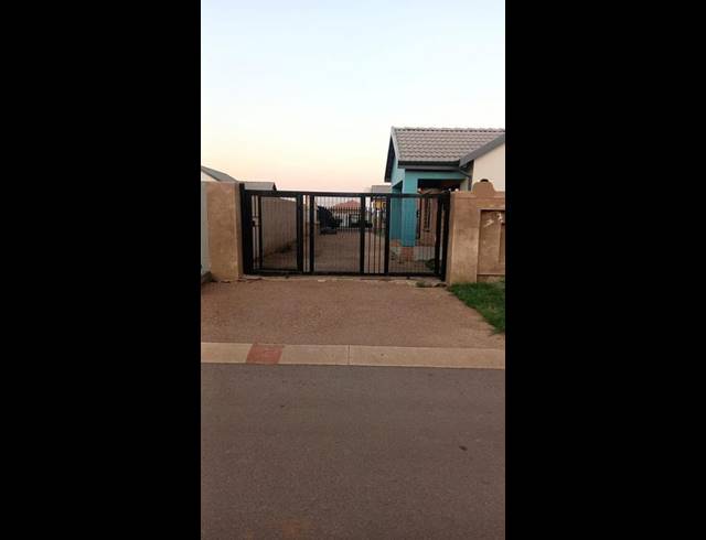3 BEDROOM HOUSE FOR SALE IN KLERKSOORD